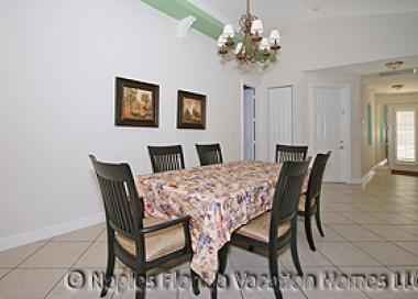 Naples Florida Vacation Homes | Tuscan Home: Dinning Room