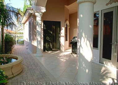 Naples Florida Vacation Homes | Sorrento Home: Courtyard North