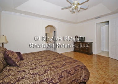 Naples Florida Vacation Homes | Tuscan Home: Master Bedroom