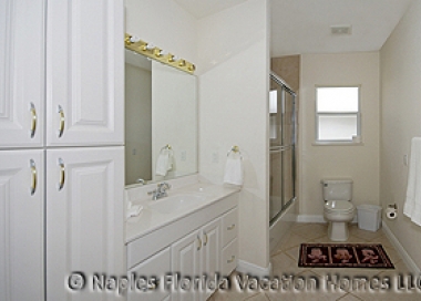Naples Florida Vacation Homes | Tuscan Home: Bath #2