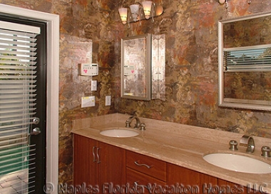 Naples Florida Vacation Homes | Sorrento Home: Master Bathroom Vanity